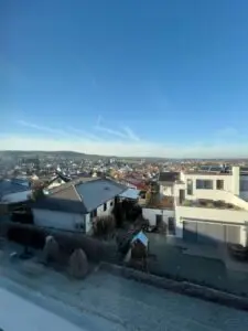 Ausblick durchs Küchenfenster