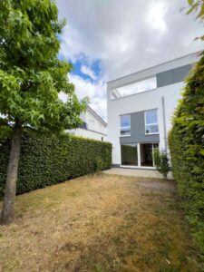 Hausansicht vom Garten